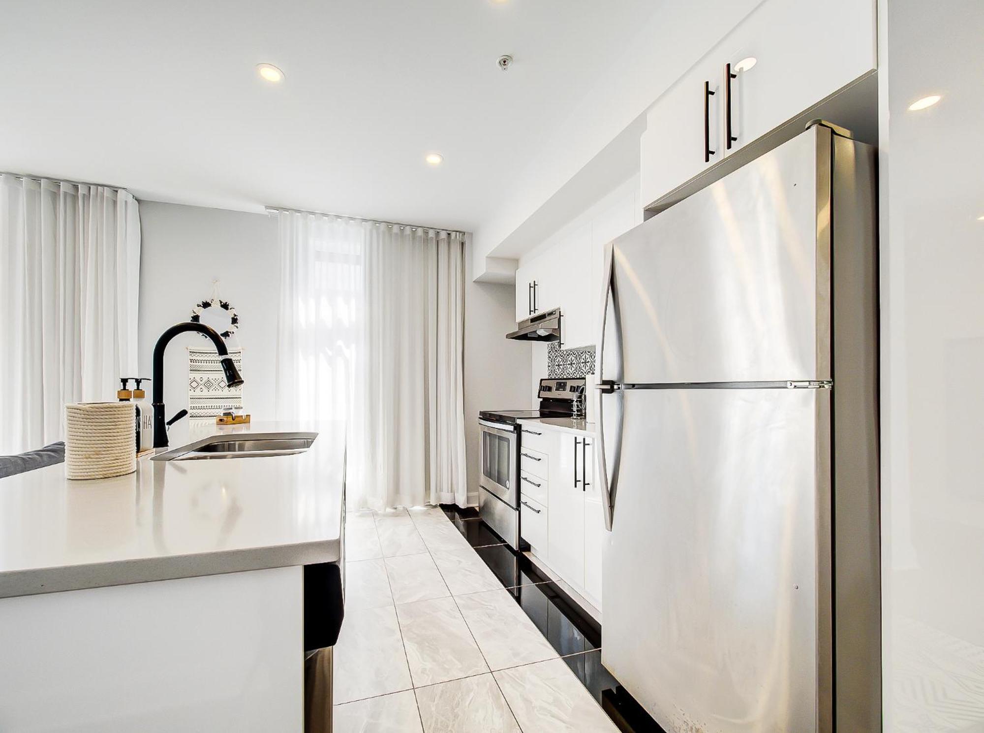 Glamorous 2-Bedroom Condo In Downtown Montreal 206 Montréal Exterior foto